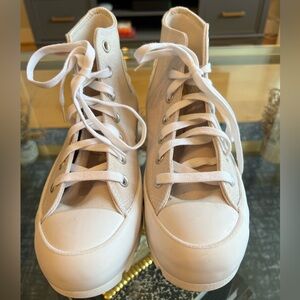 Converse Chuck Taylor Platform All Stars—Never Worn— Size 7.5